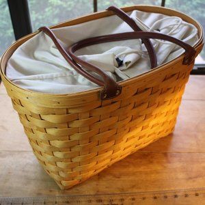 2001 Longaberger Boardwalk Basket